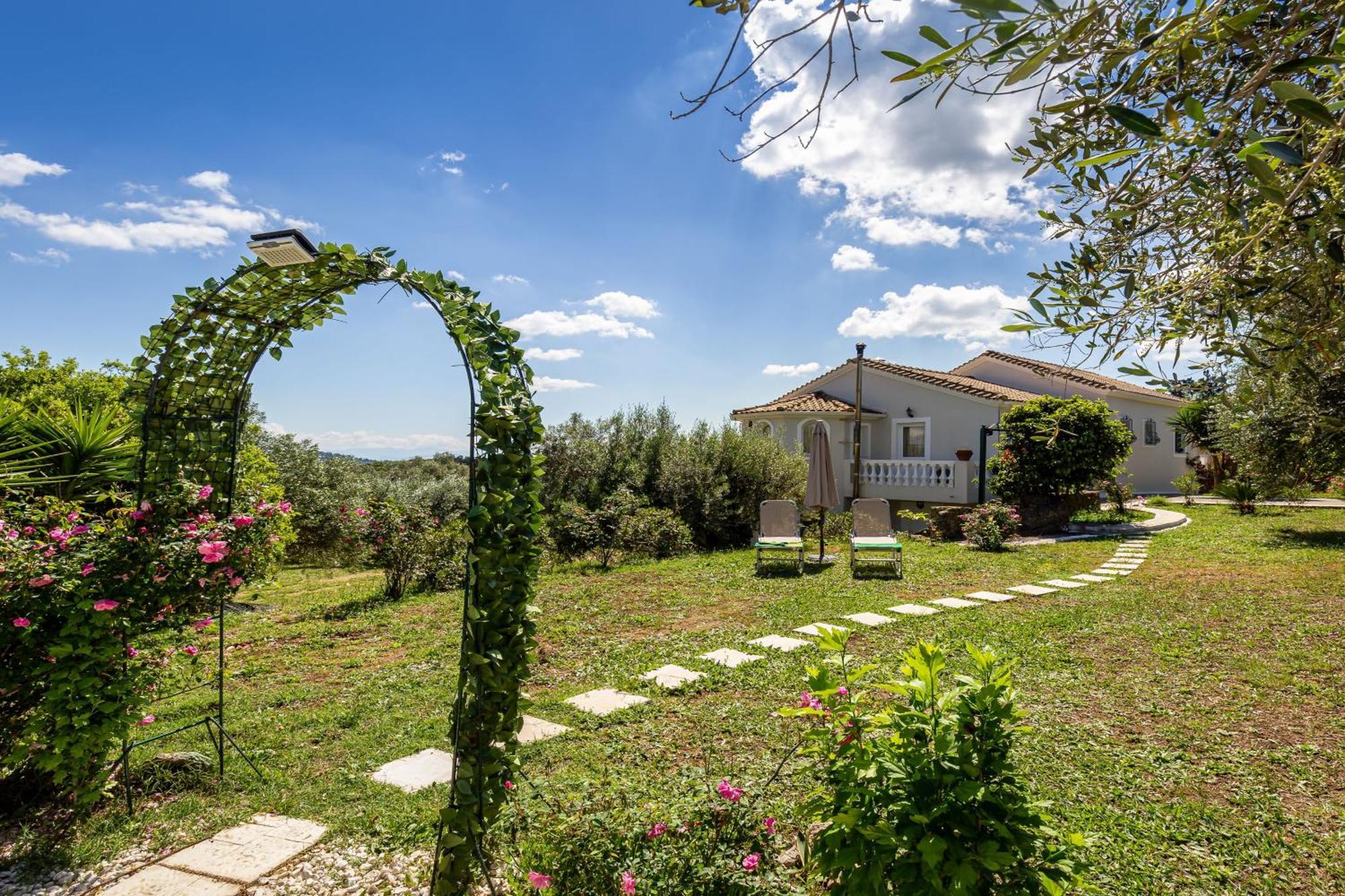 Classical Villa Anta Agios Ioannis  ภายนอก รูปภาพ